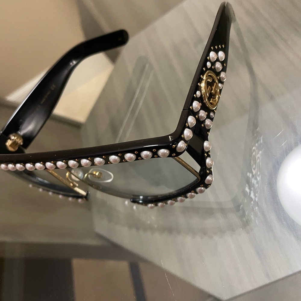 Gucci Rectangular Acetate Sunglasses With Pearls … - image 3